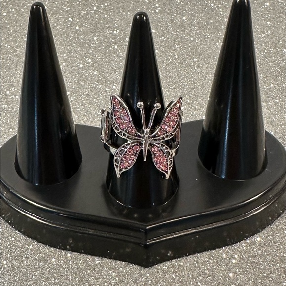 FASHION BUTTERFLY STRETCH RING - Picture 3 of 5